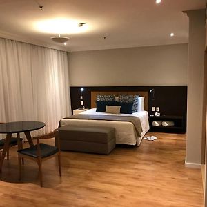 Premium Suite